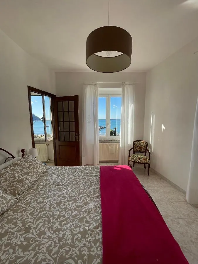 セストリ・レヴァンテFinestre Sul Mare Tra Portofino E Le 5 Terreアパートメント アパート セストリ・レヴァンテ